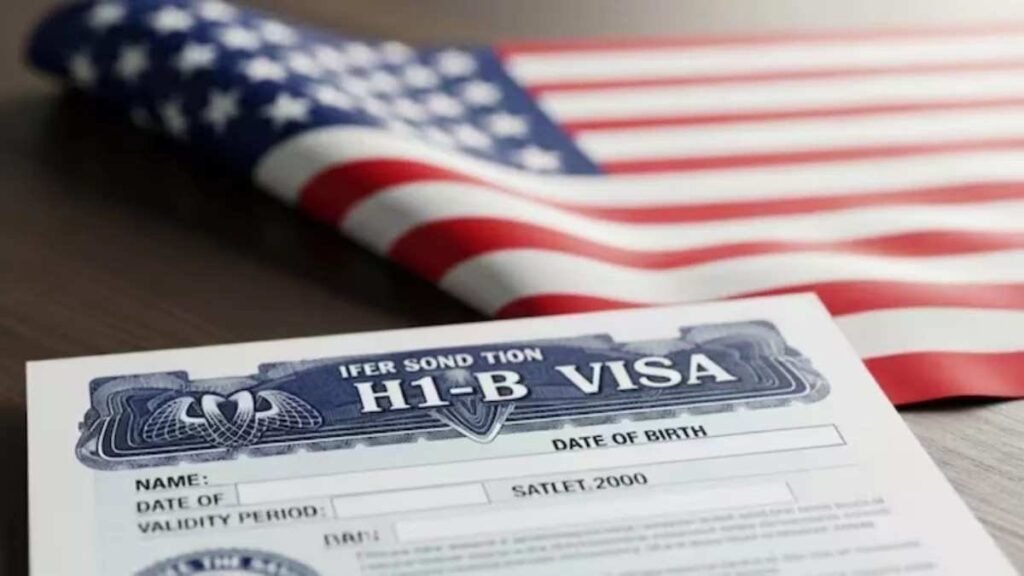 H-1B Visa :अमेरिका में वीजा पॉलिसी सख्त, भारतीय आईटी प्रोफेशनल्स पर पड़ेगा असर