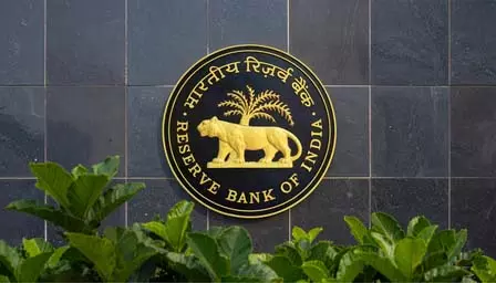 RBI : RBI का सख्त निर्देश: अब ‘दिनों’ में नहीं, ‘घंटों’ में मिलेगा चेक का पैसा