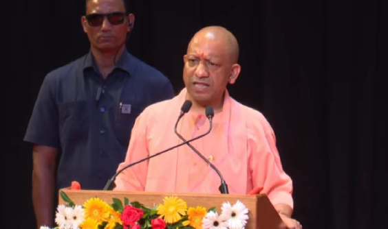 महर्षि वाल्मीकि जयंती: सीएम योगी ने किया भावपूर्ण श्रद्धांजलि